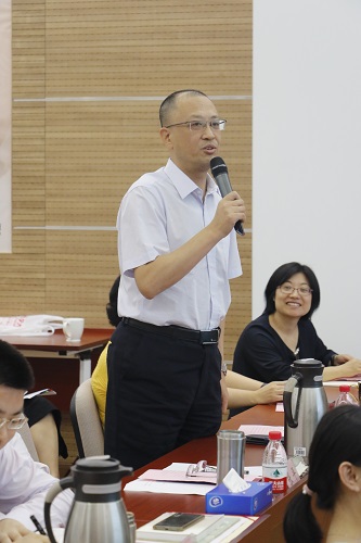 集團(tuán)副總經(jīng)理盧震提供加賽題.JPG 集團(tuán)副總經(jīng)理盧震提供加賽題.JPG