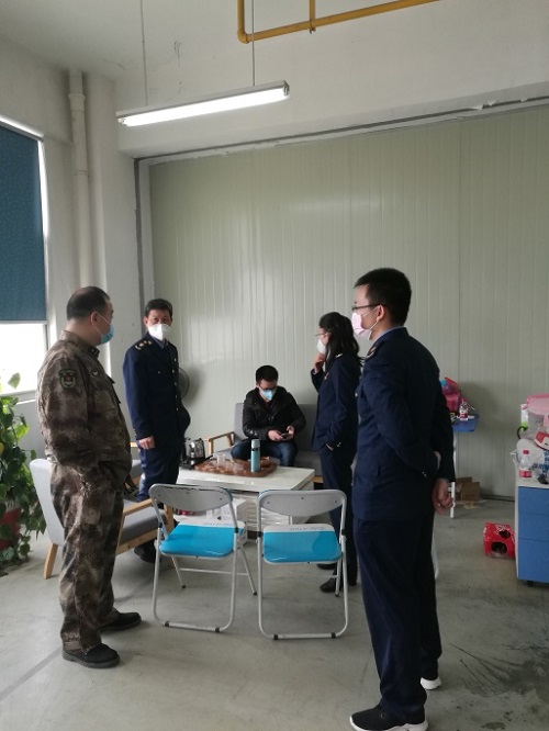 政府部門人員來工廠.jpg 政府部門人員來工廠.jpg