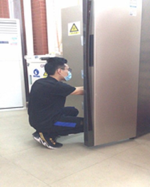 2020年3月13日，廣州站 倉儲(chǔ)運(yùn)轉(zhuǎn)勤消毒。.png